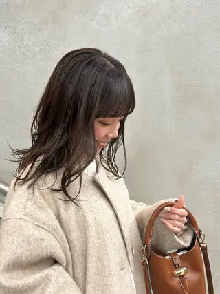 ミディアム カラー 艶髪に✧ / 透明感 カラー / 冨成のヘアスタイル