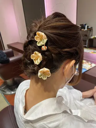 ミディアム フルカワ ノゾミのヘアスタイル