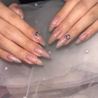ネイル RE💟N.NAIL ラテン系お姉さんのネイルデザイン