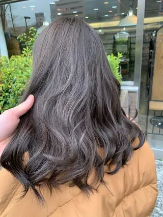 ロング カラー 🌈re-room EIKI🇰🇷のヘアスタイル