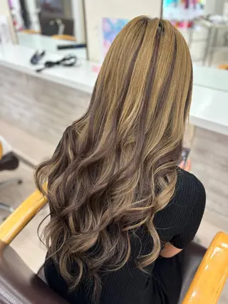 ロング KR2S北野田所属・艶カラー🫧/シール エクステRYOKAのヘアスタイル