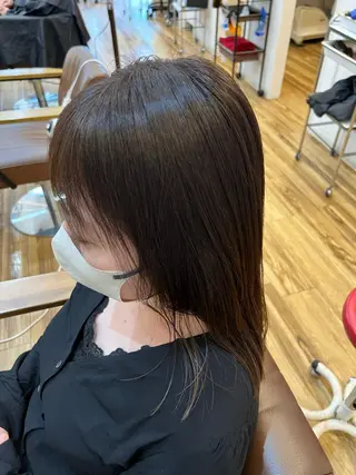 セミロング カラー 🐰ハイトーンカラー 畠山　渡🐰のヘアスタイル