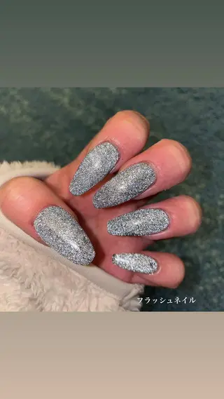 ネイル 駒月 明日香の眉毛・アイブロウイメージ