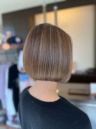 ショート カラー SHIRObynico所属・山崎 洋平のヘアスタイル