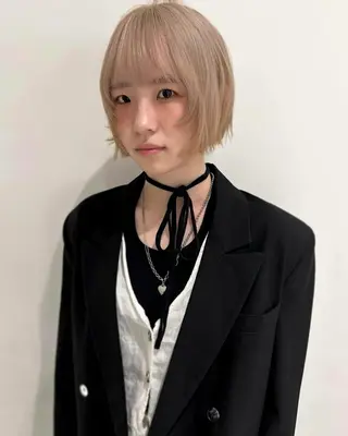 ショート カラー HOLIDAYS CARE&SPA所属・キクチ ホナミのヘアスタイル