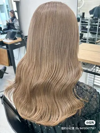 セミロング カラー ブリーチダブルカラー ハイライト/山本喜熙のヘアスタイル