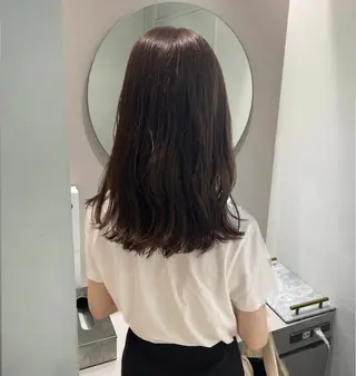 セミロング カラー 透明感カラー🫧 nanohaのヘアスタイル