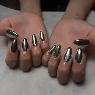 ネイル salonRemake所属・Runa ☽のネイルデザイン