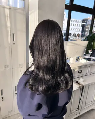 セミロング カラー suri-ru hair【スリールヘアー】所属・FURUSAWA AOIのヘアスタイル