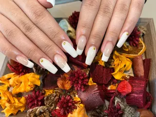 ネイル Brodia nailsのネイルデザイン