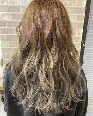 ロング カラー Natural HAIR RESORT 【ナチュラル　ヘアーリゾート】所属・🌟ショート特化 ⭐️アオキダイチのヘアスタイル