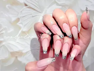 ネイル ✨Nailsalon Vi+✨のネイルデザイン