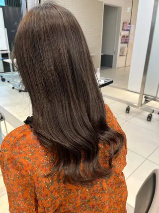 カラー 長尾 みのりのヘアスタイル