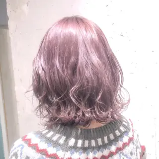 セミロング ❤︎ワンホンガーリー なハイトーンヘア❤︎のヘアスタイル