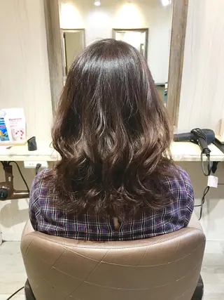 カラー 嶋村夏実🌼レイヤー 🌸白髪ぼかしのヘアスタイル