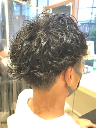 ショート パーマ メンズ 低ダメージ施術/ 🐮牛木 史裕🐮のヘアスタイル