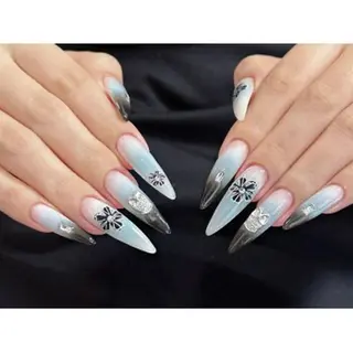 ネイル J&C Nail Salon吉祥寺所属・YU KIのネイルデザイン