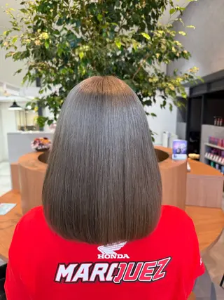 ミディアム カラー ayaka |トレンドヘアのヘアスタイル