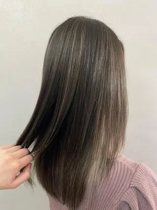 セミロング カラー とびまつ /ショート/脱白髪染のヘアスタイル