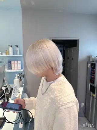 ショート カラー 🪄池袋ハイトーン 🪄ブリーチカラーのヘアスタイル