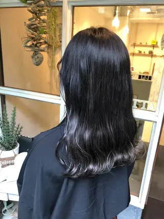 セミロング ニイムラ ミキのヘアスタイル