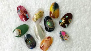 ネイル 河野ちえ (雑誌掲載サロン)のネイルデザイン