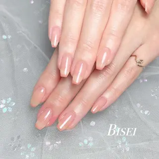 ネイル 🦋 Queenieのネイルデザイン