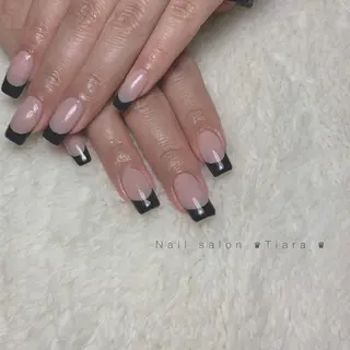 ネイル Tiara♛ティアラ 山口くるみのネイルデザイン