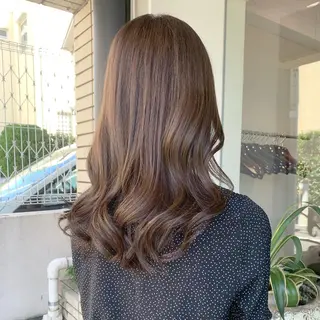 セミロング カラー 透明感/オリーブ/ グレージュ/YUKAのヘアスタイル