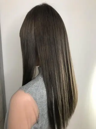 ロング カラー yah iroのヘアスタイル