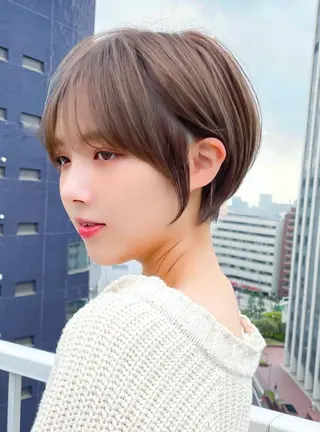 ショート ショートヘア くすみカラー、大場猛のヘアスタイル