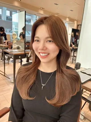 ロング 🎀大竹美侑／顔まわ りカット／レイヤーのヘアスタイル