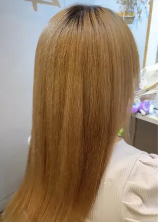 ロング abie hair所属・コスパ◎/ナチュラル カラー/グレイ/佑壮のヘアスタイル