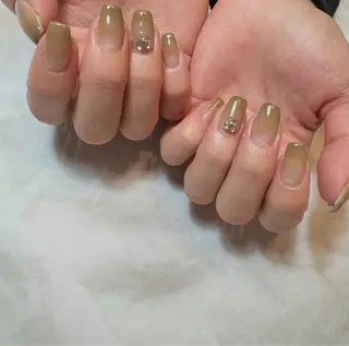 ネイル Aulu'bネイル ボディージュエリーのネイルデザイン