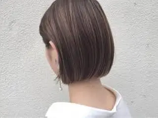 ミディアム カラー 嶋村 望美のヘアスタイル