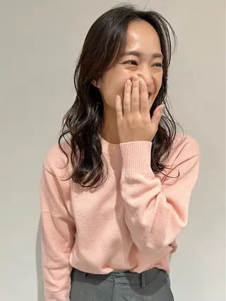 ロング 鈴木 美紅のヘアスタイル