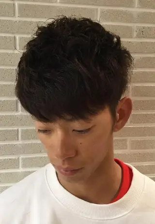 メンズ ブリーチ/ヘアケア/ 艶髪/イギチハルのヘアスタイル