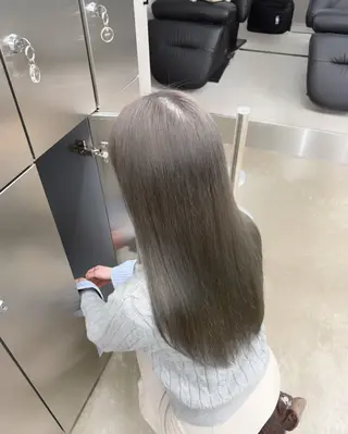 セミロング カラー 高橋大樹/グレージュ 透明感/髪質改善のヘアスタイル