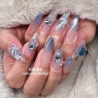 ネイル R inのネイルデザイン