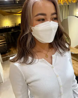 セミロング ココルアナ 豊中美容室のヘアスタイル