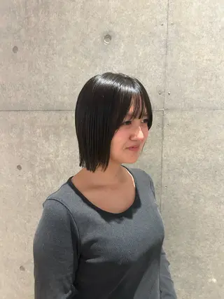 ミディアム 南 菜花のヘアスタイル