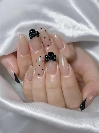 ネイル LEELA NAIL STUDIO所属・LEELA NAIL STUDIOのネイルデザイン