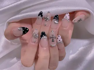 ネイル M2ネイルサロン【長さ出し&フィルイン導入店】所属・長さ出し専門店 RIRIのネイルデザイン