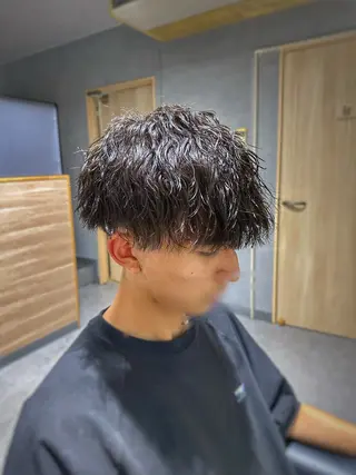 パーマ メンズ 野村 俊太のヘアスタイル