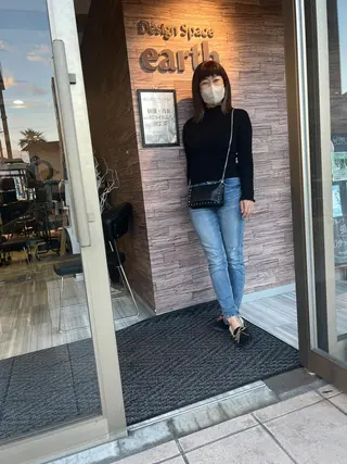 セミロング 南草津美容室デザインスペースアース所属・南草津ヘナカラー＆ ストレート★YUMIのヘアスタイル