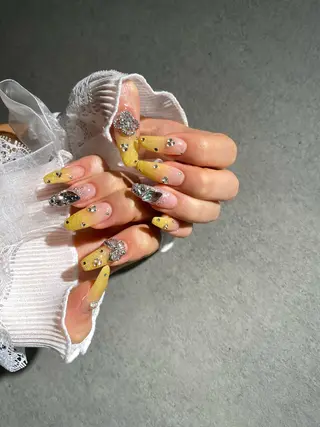 ネイル I-nailロング /ワンホン/キラキラのネイルデザイン