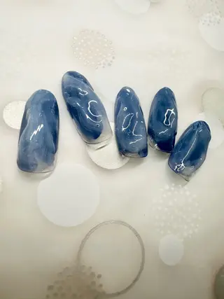 ネイル Re :eight Nail所属・NISHIOKA FUKUMIのネイルデザイン