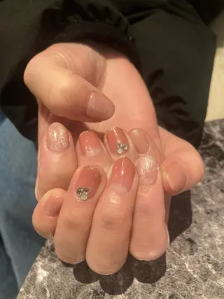 ネイル Belrouge べルージュのネイルデザイン