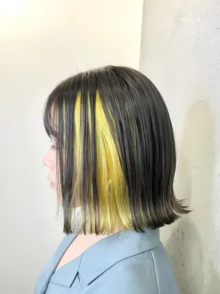 ショート カラー ヘアアレンジ ｲﾝﾅｰｶﾗｰ屋さん 🫧伊藤拓実のヘアスタイル