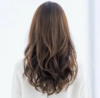 セミロング Belle銀座並木通り店所属・井手草一朗/ パーマ/ハイライト◎のヘアスタイル